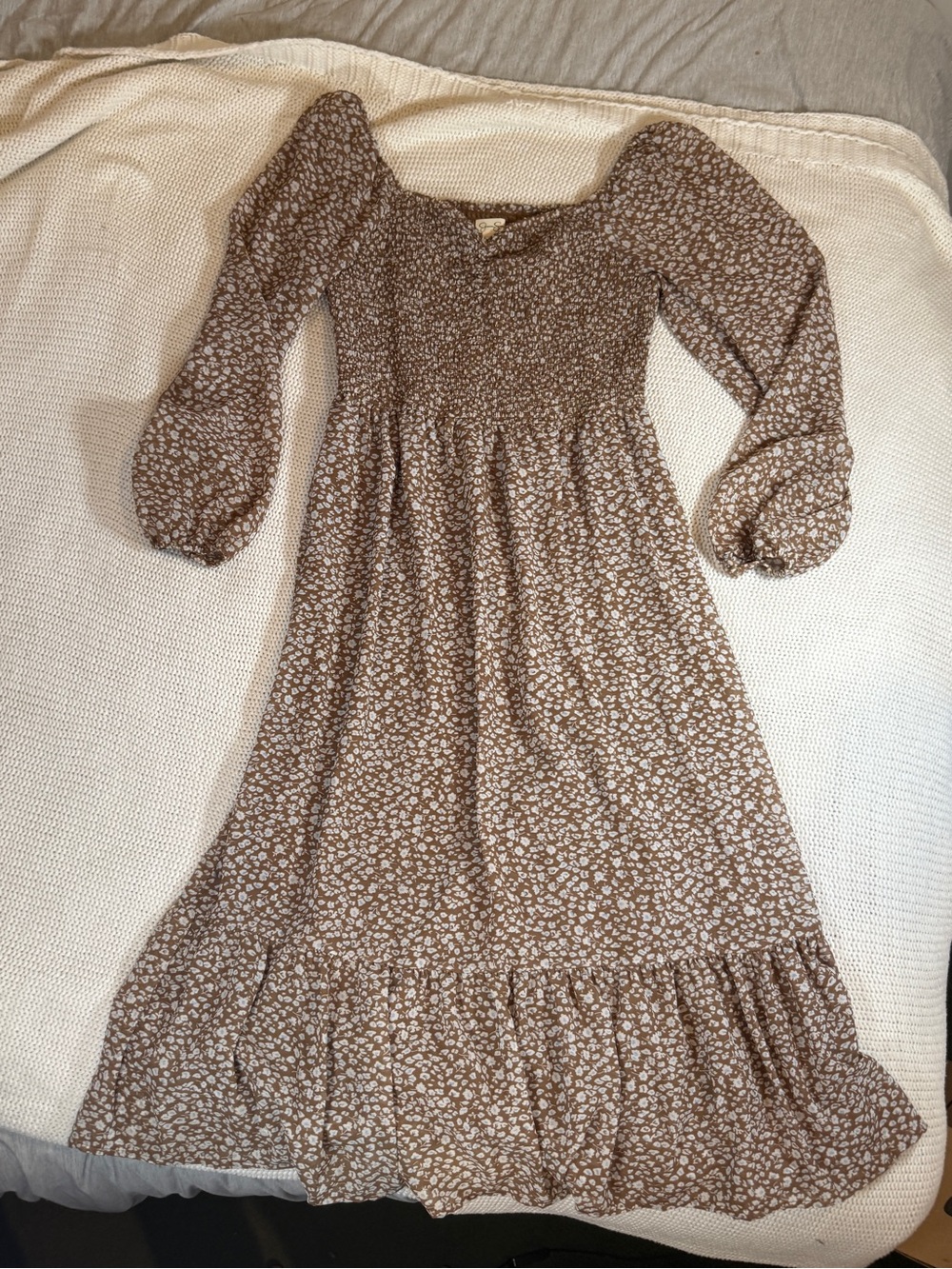 Jessica Simpson Brown Floral Smocked Midi Dress – Size L